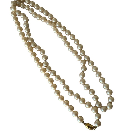 Vintage Monet Faux Pearl Necklace Knotted Opera Length  35 inch 1960s - Picture 4 of 11